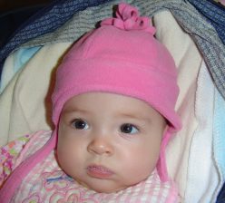 Girls_First_Christmas_with_family_008.jpg