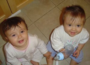Sophia-Olivia-May04-1.jpg